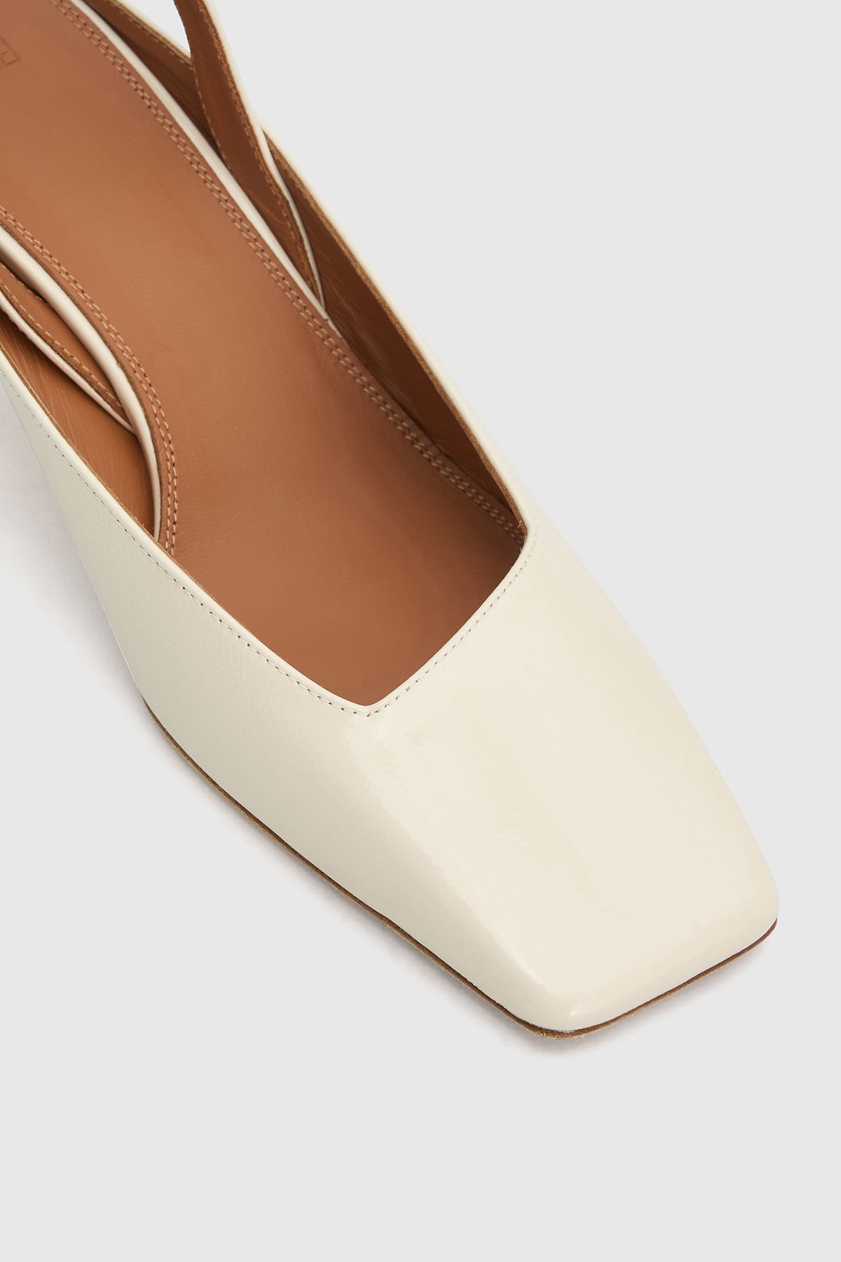 Sara Kitten Heel