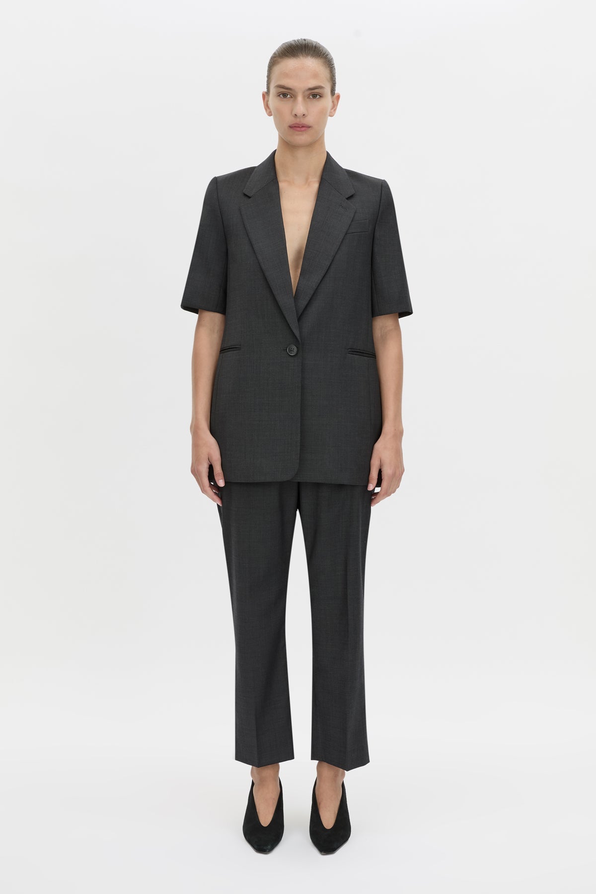 Emika Pant