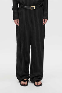 Varda Pant