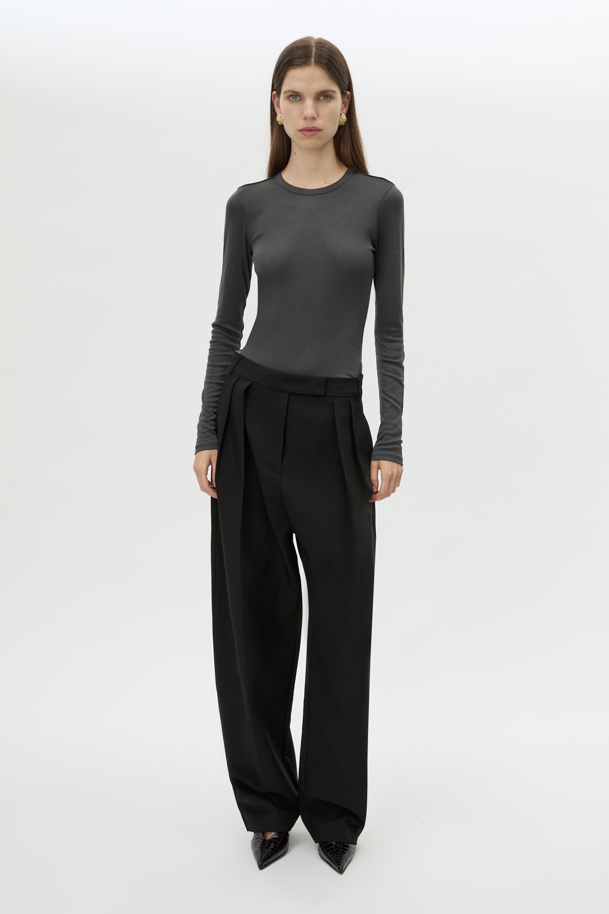 Front view CAMILLA AND MARC Barre Long Sleeve Top in Charcoal Grey with fitted silhouette and crew neckline.