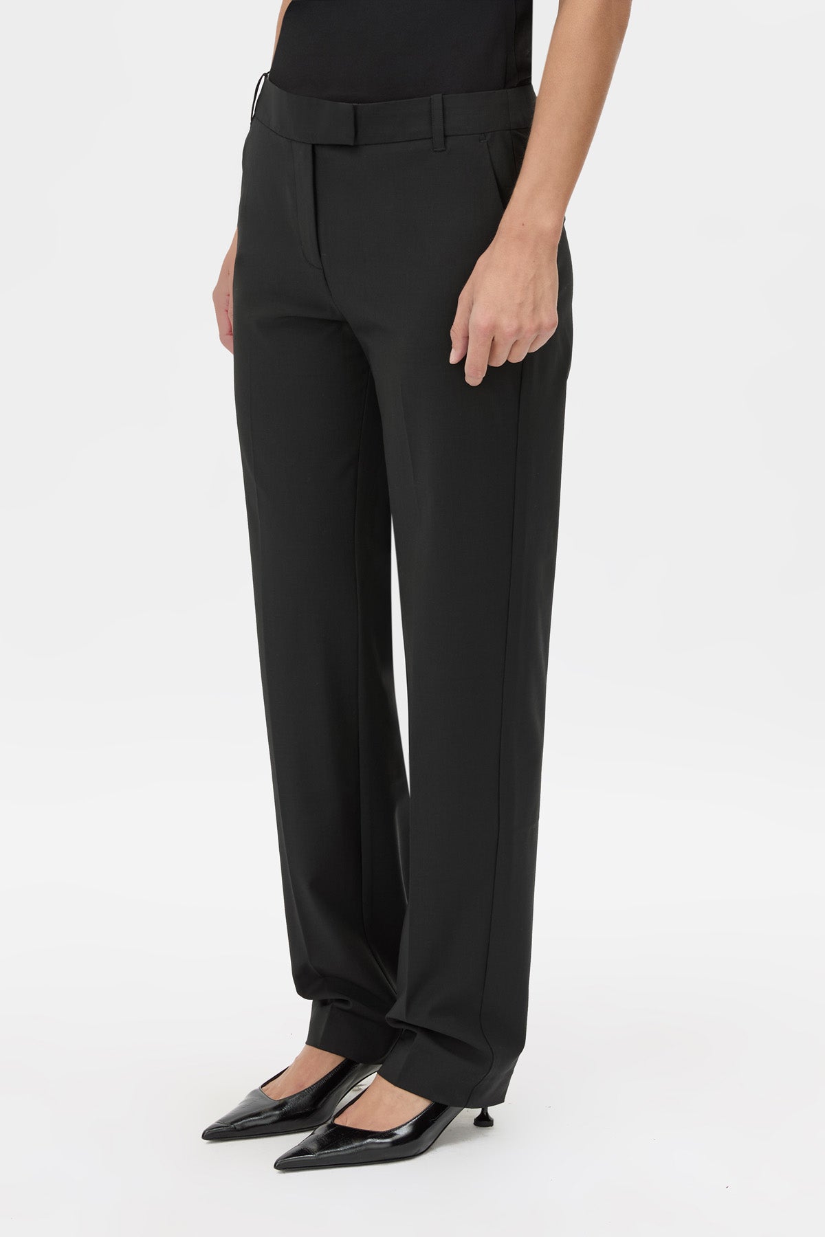 Cropped view CAMILLA AND MARC Chiaro Slim-Fit Pant in black with low‑waisted, tailored waistband.