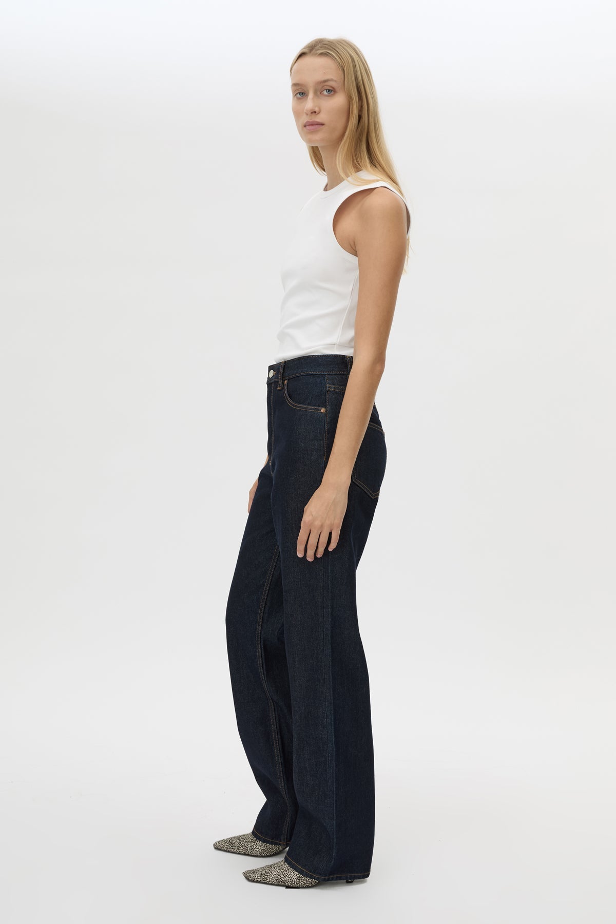 Side view CAMILLA AND MARC Manuela Denim Jean in Indigo with a straight‑leg fit and five‑pocket design.