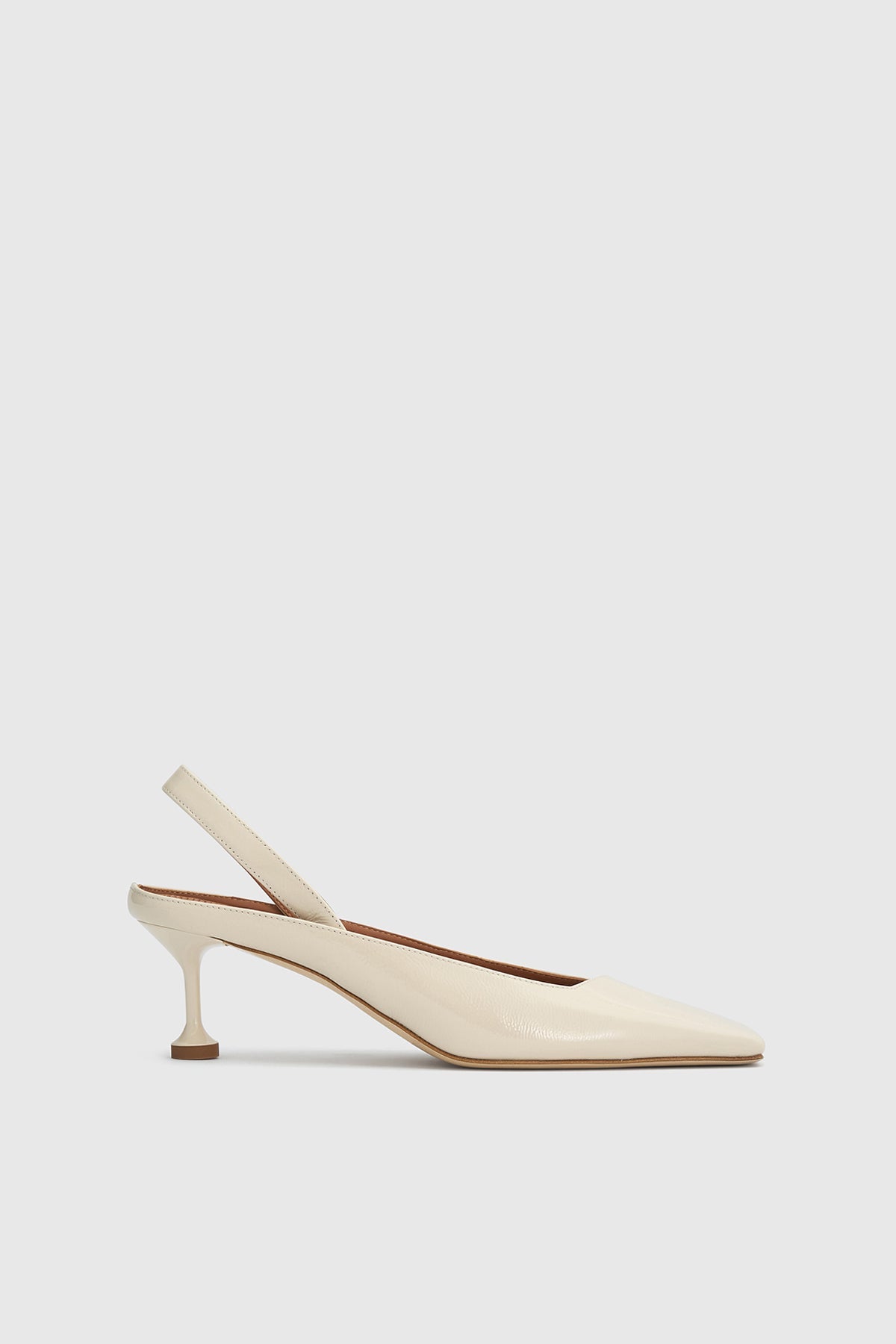 Sara Kitten Heel