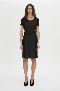 Siona Light Weight Fitted Tee