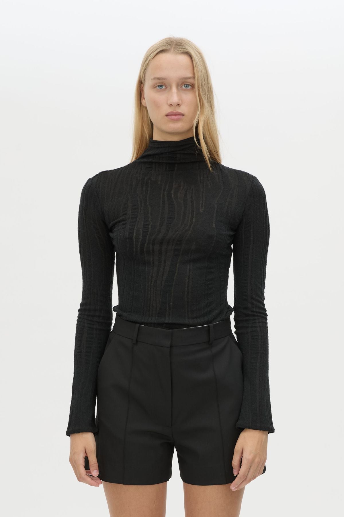 Floret Tailored Short